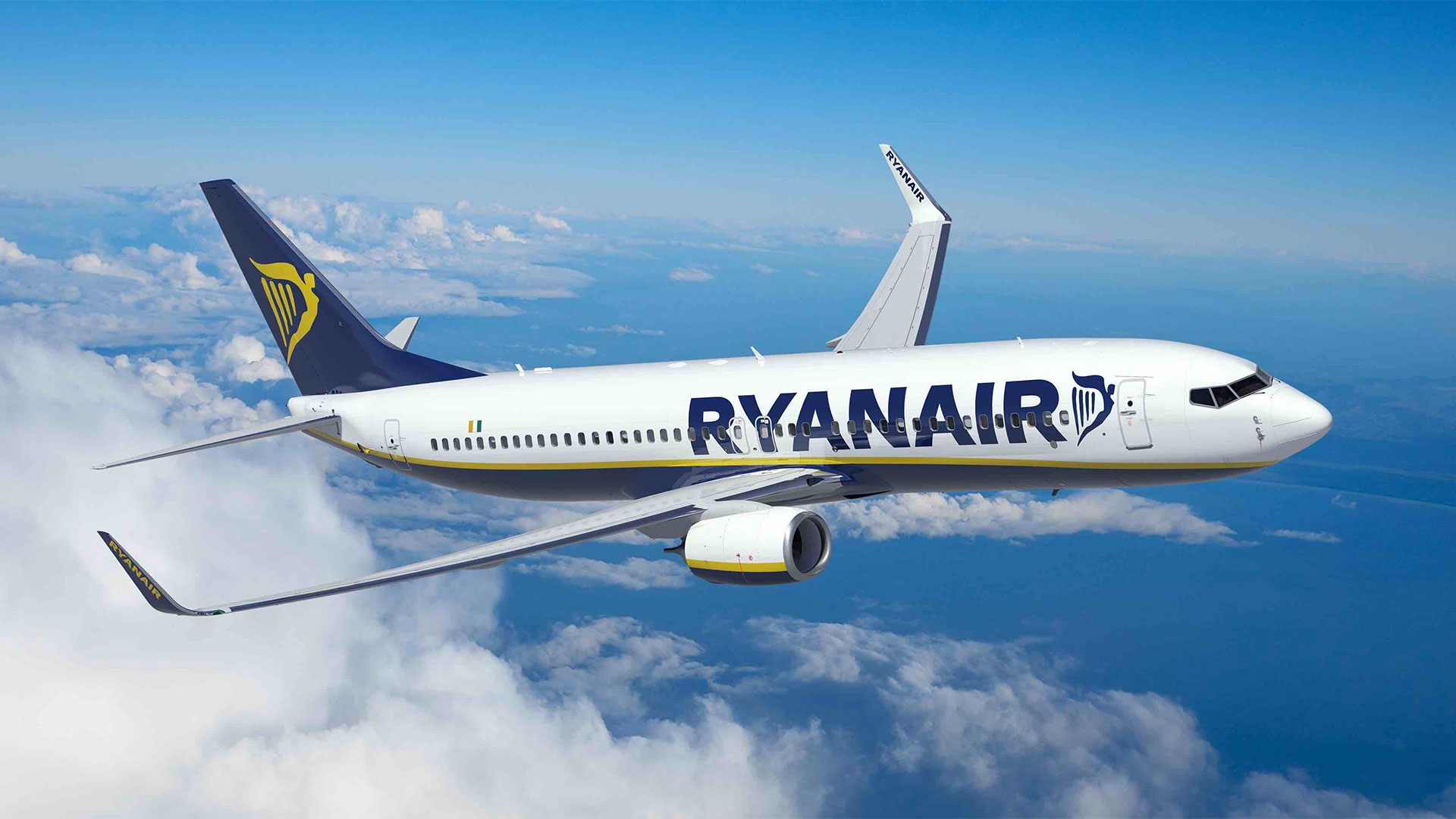 RYANAIR تقدم عرض "اشتر تذكرة واحصل على الأخرى مجاناً"