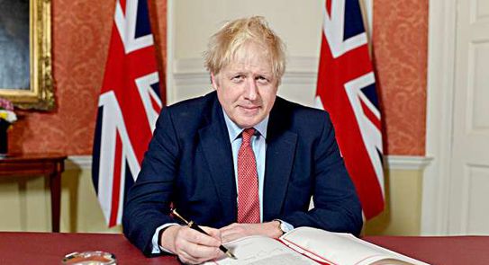 بوريس جونسون يكشف خططه لرفع آخر قيود كوفيد في بريطانيا