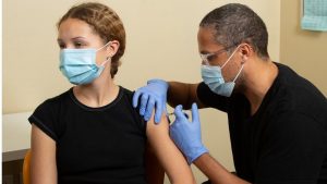 المملكة المتحدة تسجل 28,612 إصابة جديد و 103 وفاة خلال الـ 24 ساعة الماضية