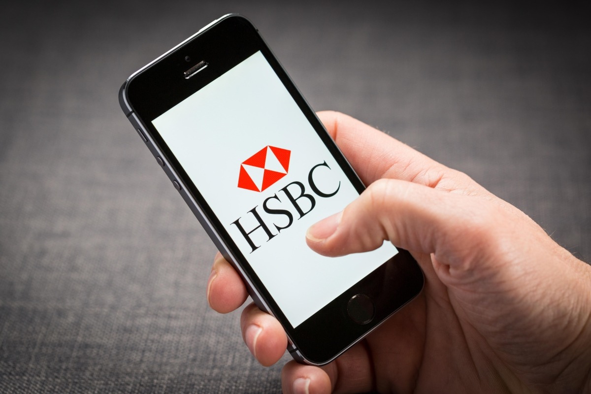 عودة موقع بنك HSBC للعمل بعد تعذر وصول العديد من المستخدمين لحساباتهم