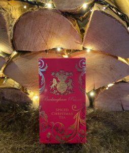 سلة عيد الميلاد الخاصة بقصر باكنغهام