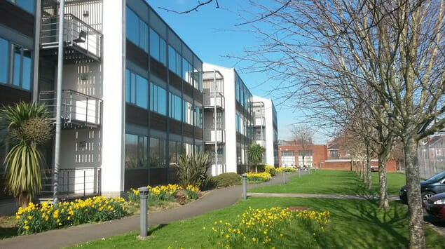 جامعة Southampton وهي واحدة من ضمن قائمة افضل جامعات بريطانيا