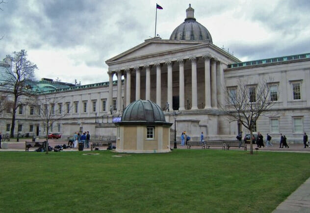 جامعة University College London و هي واحدة من افضل جامعات بريطانيا للطلاب الدوليين