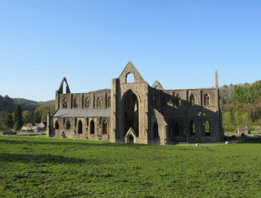 صورة لـ Tintern Abbey, Monmouthshire, Wales