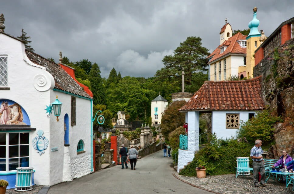 صورة لـ قرية Portmeirion, Wales و هي إحدى اجمل الاماكن السياحية في بريطانيا