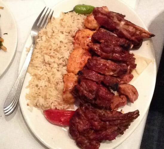 طبق من اطباق مطعم Cirrik 19 Numara Bos التركي في لندن والذي يعد من افضل مطاعم حلال في لندن