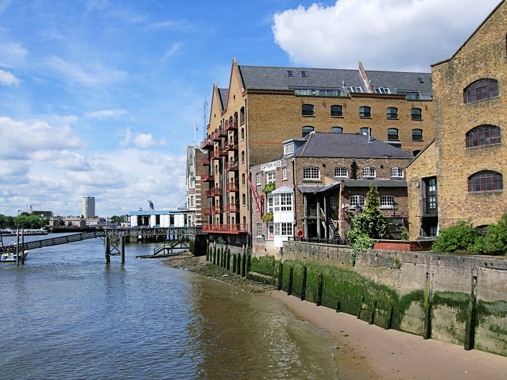 حي شهير في لندن مقصد مشاهير هوليوود
