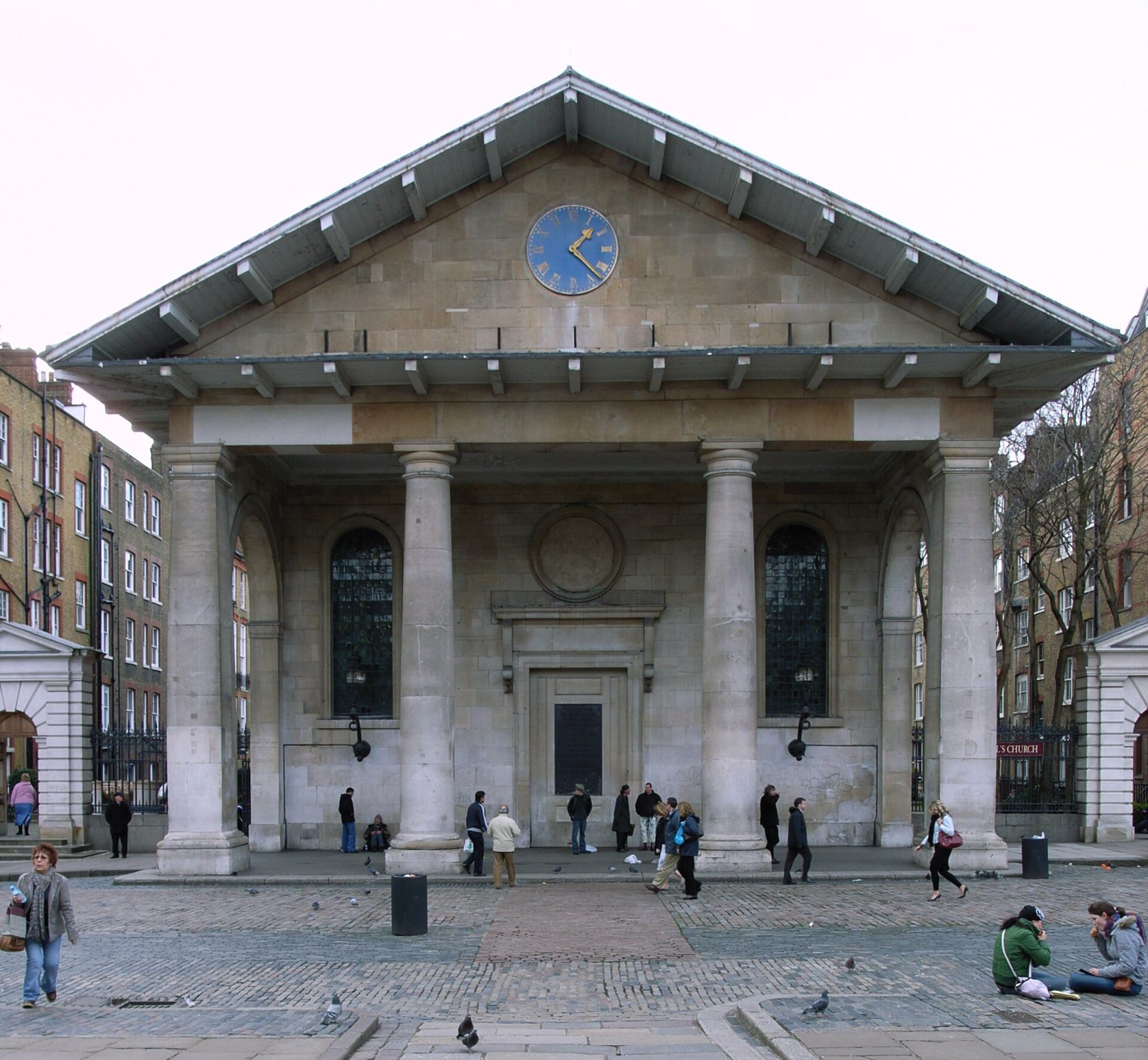 كنيسة القديس بولس في كوفنت جاردن لندن (كوفنت غاردن لندن)