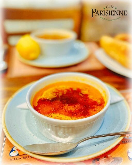 استكشف أروع مقاهي لندن الشهيرة مع الأصدقاء والعائلة مقهى باريزيان Cafe Parisienne
