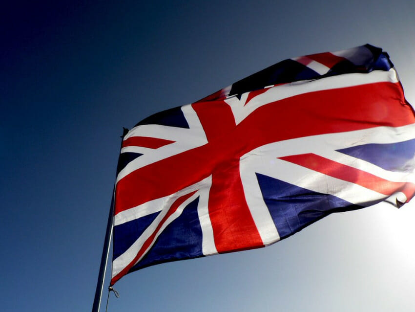 طرق الحصول على الجنسية البريطانية عند الولادة في بريطانيا