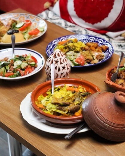 صورة لطبق من اطباق مطعم دار مراكش Dar Marrakech والذي يعد افضل مطعم مغربي في لندن