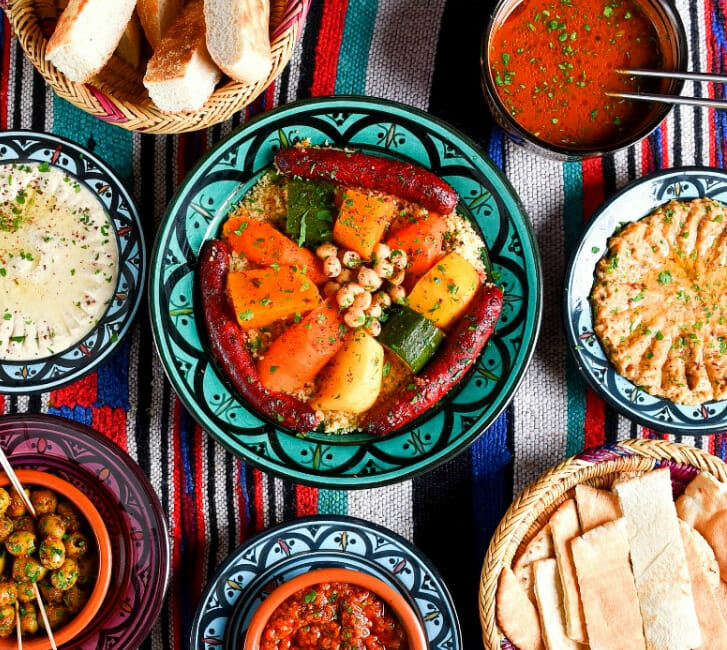 صورة لطبق من اطباق مطعم عزو Azou Restaurant والذي يعد افضل مطعم مغربي في لندن