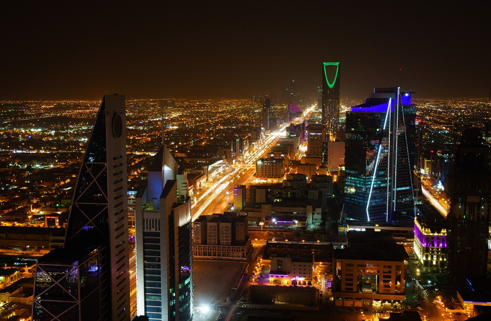 الفرص الاستثمارية في السعودية ( الاستثمار في السعودية ).. نهضة اقتصادية فريدة من نوعها