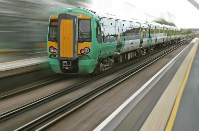 توقع ارتفاع تكلفة التنقل بالقطار إلى لندن بمقدار 300£ سنوياً