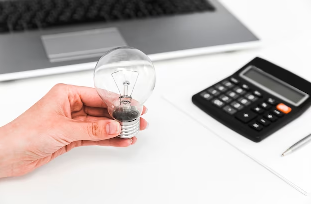 فواتير الطاقة في بريطانيا: زيادة الحد الأقصى لسعر Ofgem تزيد من مشاكل الشتاء