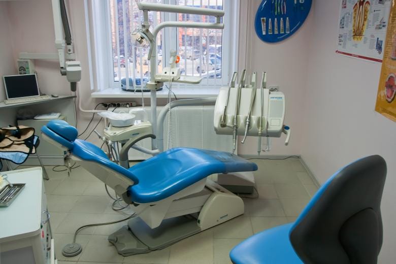 عيادات اسنان في لندن