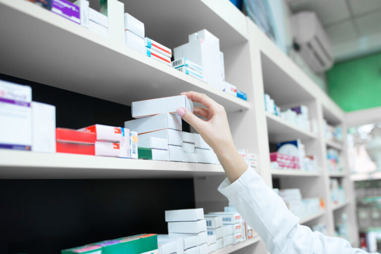 Well Pharmacy London وجهتك للرعاية الصحية الذكية