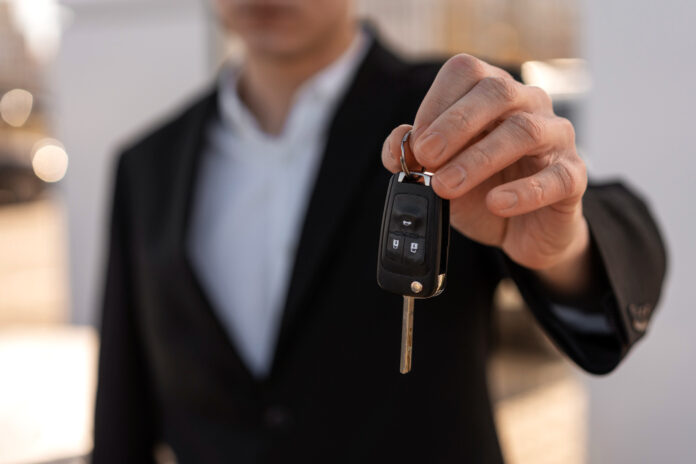 ايجار السيارات في بريطانيا: دليلك الكامل لاستئجار سيارة بدون تعقيد